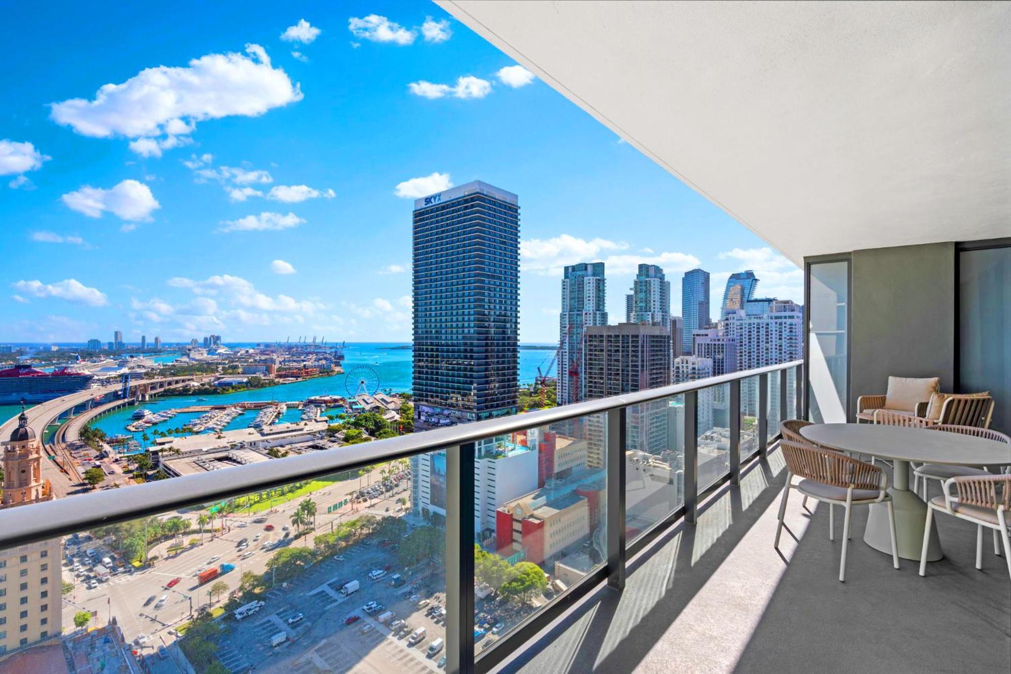Apartamento Prime Location By Kaseya Center With Direct Views